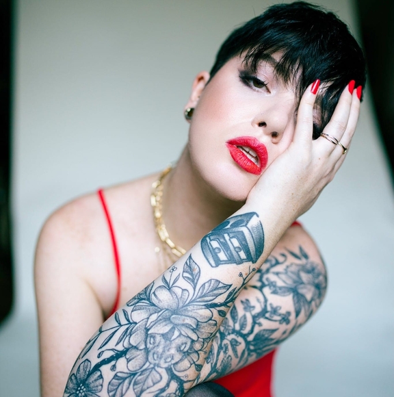 Meet your Posher, Kelsi - Picture 1 of 1